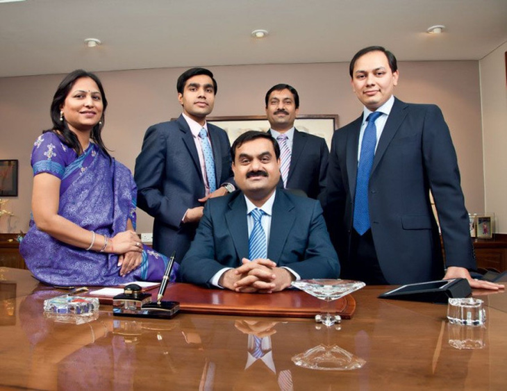 gautam-adani-1-17250783334871678633021.jpg