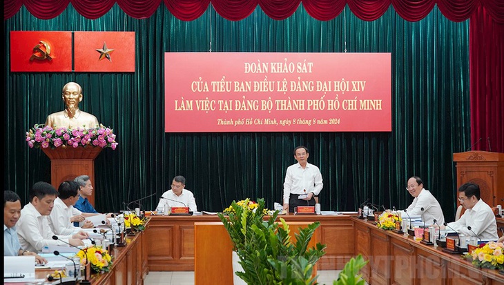 Các đại biểu tham dự buổi làm việc - Ảnh: Web Thành ủy