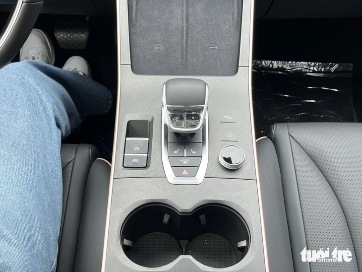 Omoda C5 bán tại Việt Nam từ tháng 9, hứa hẹn bảo hành tới 1 triệu km- Ảnh 4.