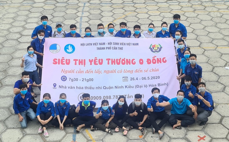 Thanh niên Cần Thơ tình nguyện sẵn sàng trong công tác phòng, chống dịch bệnh COVID-19 - Ảnh: PHƯƠNG TẤN ĐẠT
