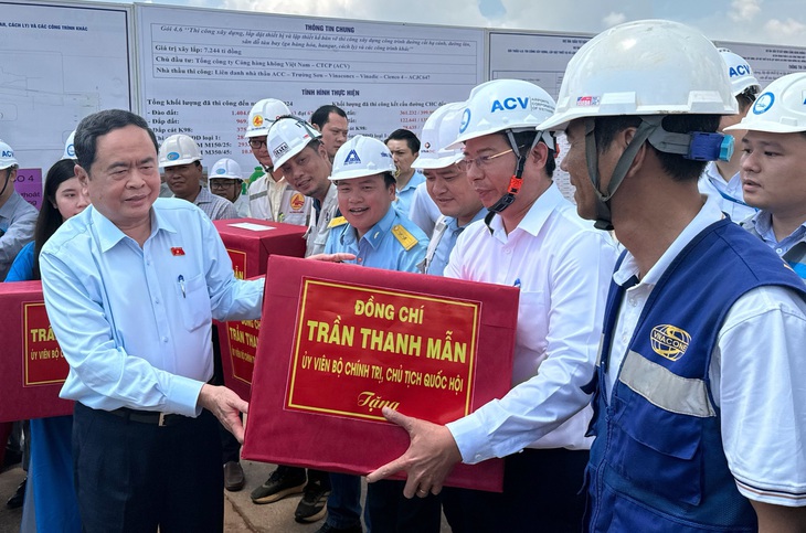 Chủ tịch Quốc hội: Cả nước đang mong chờ sân bay Long Thành- Ảnh 1.