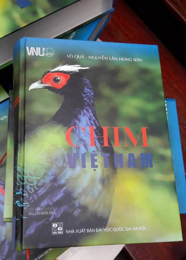 Tác giả Nguyễn Tuấn, Tăng A Pẩu, Nguyễn Hoài Bảo đã lên tiếng về việc bị 'cầm nhầm' hàng trăm bức ảnh chụp các loài chim hoang dã trong sách Chim Việt Nam - Ảnh: NGUYỄN TUẤN