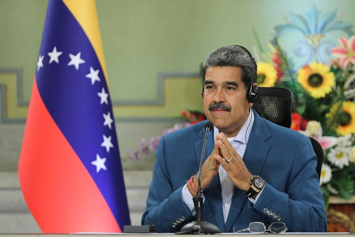 nicolas-maduro-17232044624021400523347.jpg