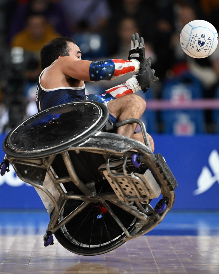 Những khoảnh khắc ‘biết nói’ ở Paralympic 2024  - Ảnh 3.