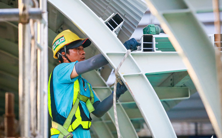 Trưởng Ban Quản lý đường sắt đô thị TP.HCM: Phấn đấu để metro số 1 chạy trong năm nay - Ảnh 2.