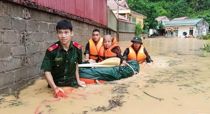 Lũ lụt chưa từng có ở miền Bắc: Cao Bằng vẫn còn 31 người mất tích, đang nỗ lực tìm kiếm - Ảnh 10.