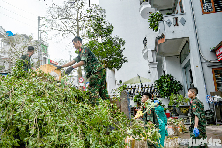 Mở chiến dịch 7 ngày dọn dẹp thành phố - Ảnh 1.