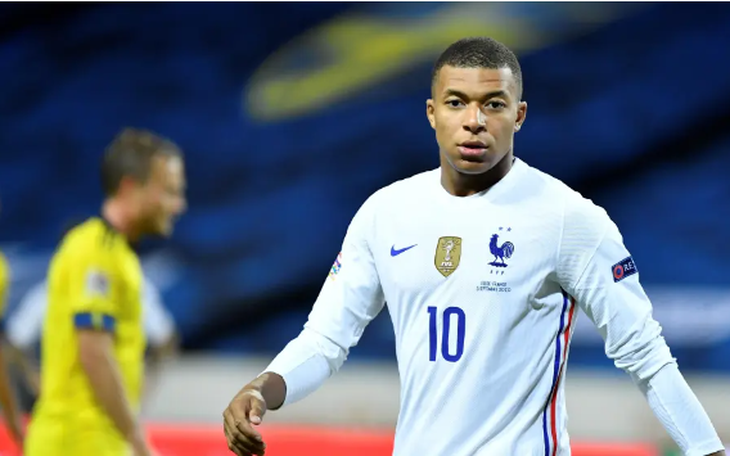 Cầu thủ Morocco bị ‘ném đá’ vì xin đổi áo với Mbappe khi đội nhà đang thua - Ảnh 3.