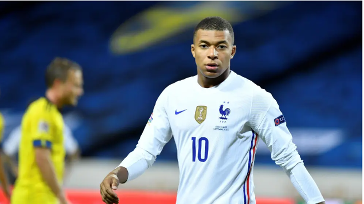 'Lười biếng và mất kết nối', Mbappe bị đồng đội lên án - Ảnh 1.