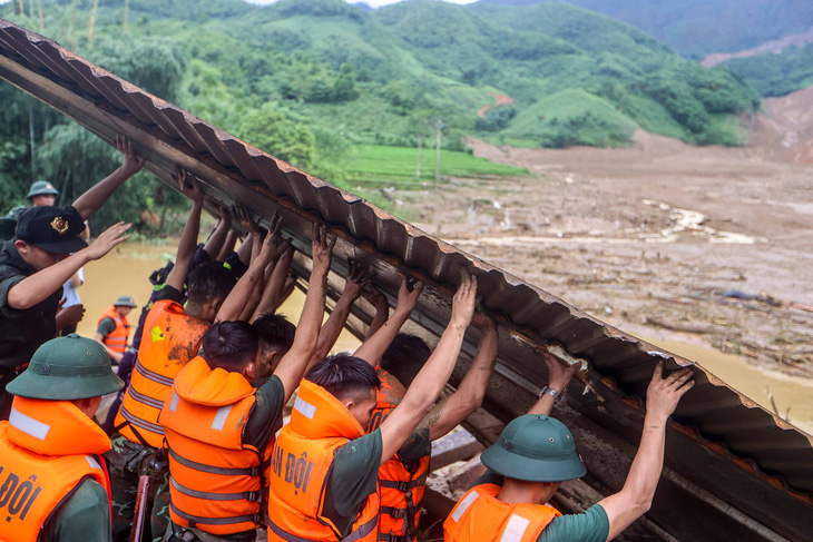 Đại tướng Phan Văn Giang gửi thư cho cán bộ, chiến sĩ đang khắc phục hậu quả bão số 3 - Ảnh 1.