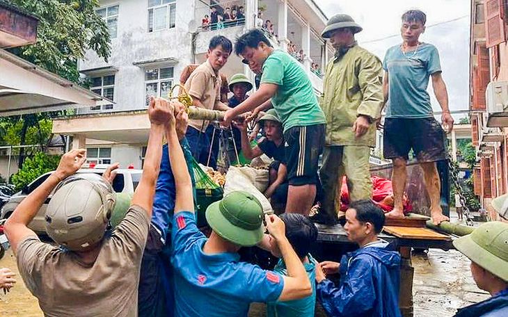 Cục trưởng An toàn kỹ thuật: Hồ thủy điện Thác Bà đã ổn hơn, một số thủy điện giảm xả lũ - Ảnh 5.