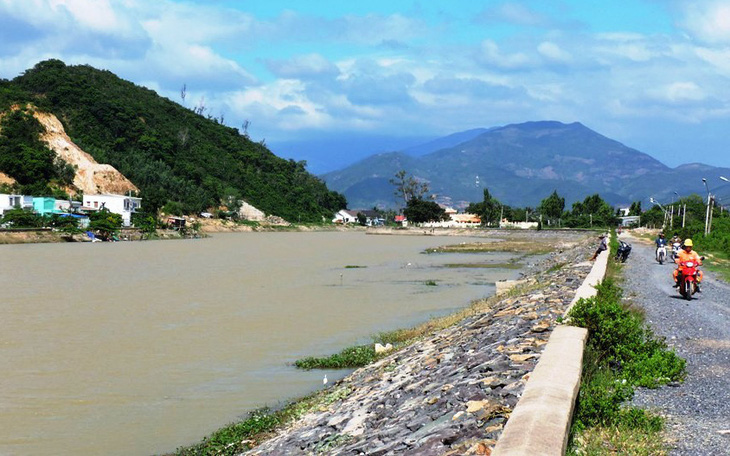 Cơ quan điều tra xác minh nhà, đất của 14 người liên quan các gói thầu ở TP Nha Trang   - Ảnh 3.