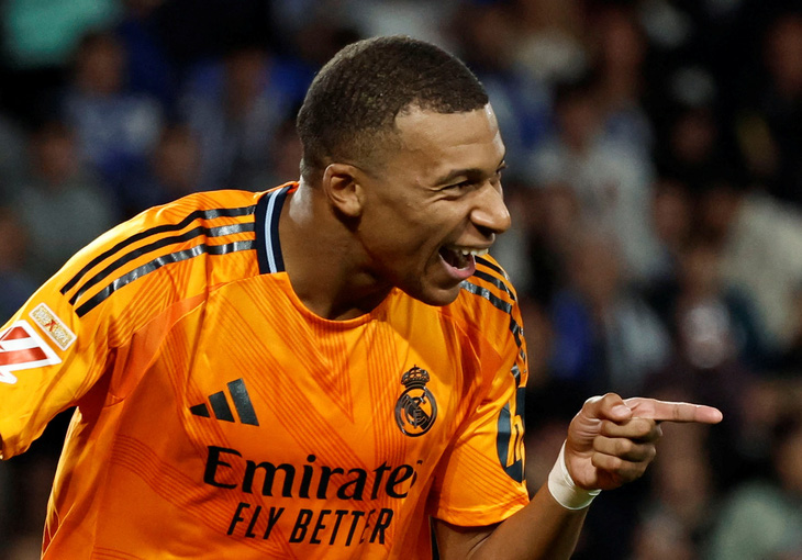 Cột dọc xà ngang 3 lần cứu thua cho Real Madrid, Mbappe ghi bàn từ chấm 11m - Ảnh 1.