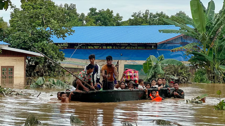 Myanmar ghi nhận 74 người chết sau lũ, Thái Lan chật vật với ngập lụt - Ảnh 1.