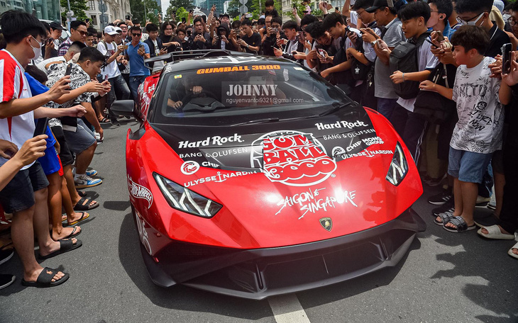 Tham gia Gumball 3000, chủ siêu xe phải bỏ ra 6,5 tỉ đồng - Ảnh 5.