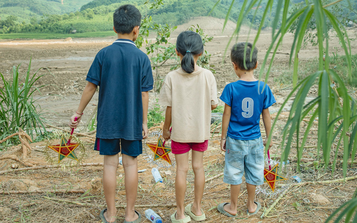 Bữa ăn có đủ thịt, rau của học sinh Làng Nủ - Ảnh 9.