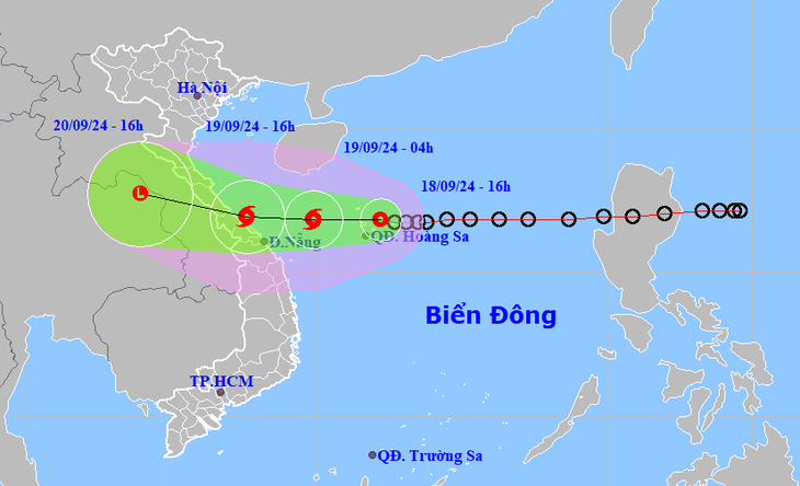 Áp thấp nhiệt đới vẫn đang trên biển, chưa vào bờ như mạng xã hội đồn thổi - Ảnh 1.