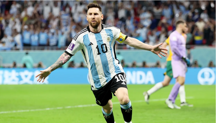 Trọng tài thừa nhận thiên vị Argentina để xin áo đấu của Messi - Ảnh 1.