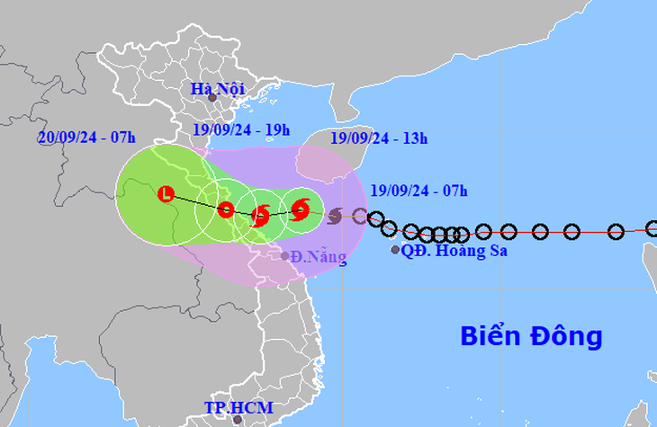 Bão số 4 mạnh lên cấp 8-9, giật cấp 11, đang trên vùng biển ven bờ Quảng Bình - Thừa Thiên Huế - Ảnh 1.