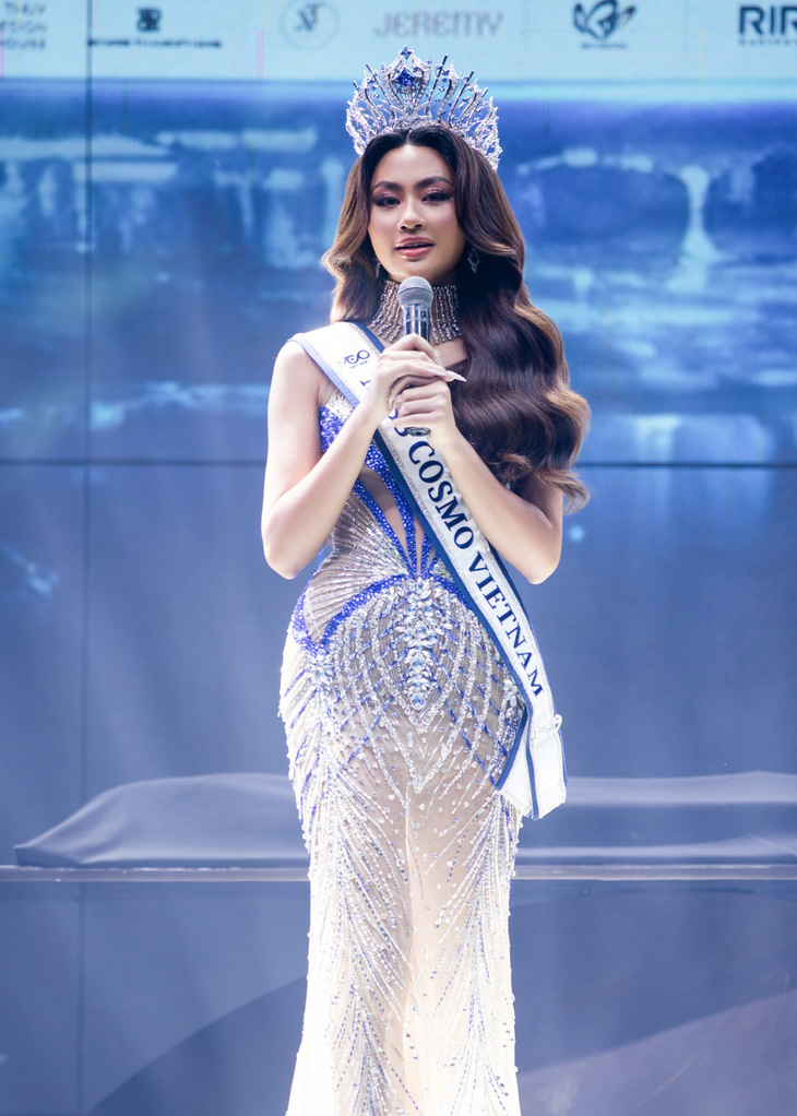 Không phải H’Hen Niê, á hậu này sẽ ngồi ghế nóng Miss Cosmo 2024 - Ảnh 3.