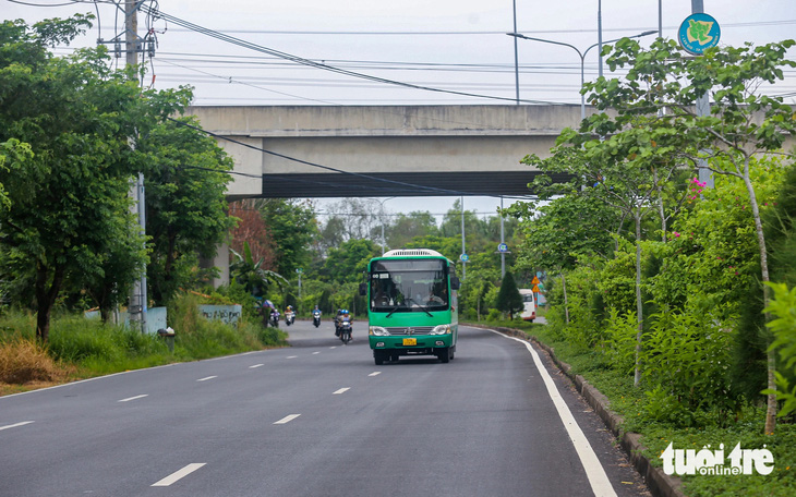 Đề xuất khai thác trước 9,5km cao tốc Bến Lức - Long Thành - Ảnh 2.