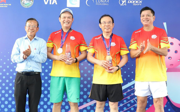 Bí thư thành ủy TP.HCM dự khán Pickleball tôn vinh gia đình và phụ nữ - Ảnh 4.