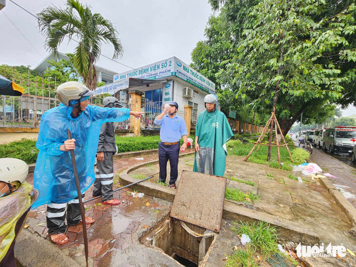 Đã 'siêu âm' được nguyên nhân Bệnh viện Đa khoa tỉnh Quảng Ngãi ngập liên tục - Ảnh 1.