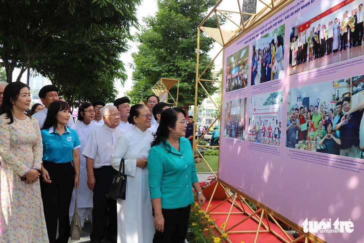 TP.HCM: Khai mạc triển lãm ảnh 'Mặt trận Tổ quốc Việt Nam - Dấu ấn một nhiệm kỳ' - Ảnh 2.