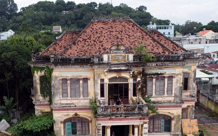 Sở Văn hóa: ‘Từng đề nghị đưa biệt thự trăm tuổi xếp hạng di tích nhưng người nhà không chịu’ - Ảnh 2.