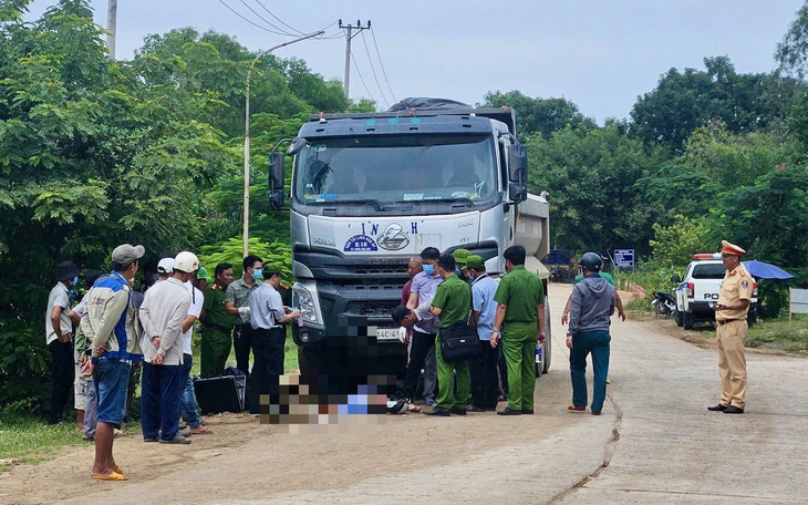 Vụ tai nạn trên cao tốc Vĩnh Hảo - Phan Thiết: Tốc độ xe khách Thuận Thảo bao nhiêu? - Ảnh 2.