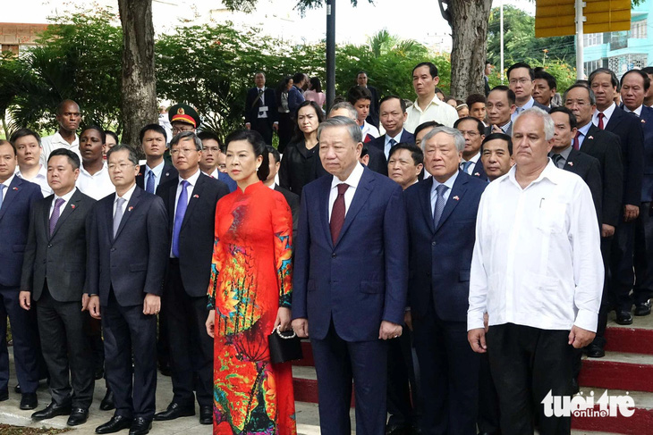 Tổng Bí thư, Chủ tịch nước Tô Lâm tưởng nhớ Bác Hồ tại Cuba - Ảnh 2.