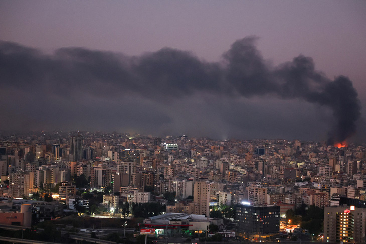 lebanon-beirut-smoke-17275152012821100267457.jpg