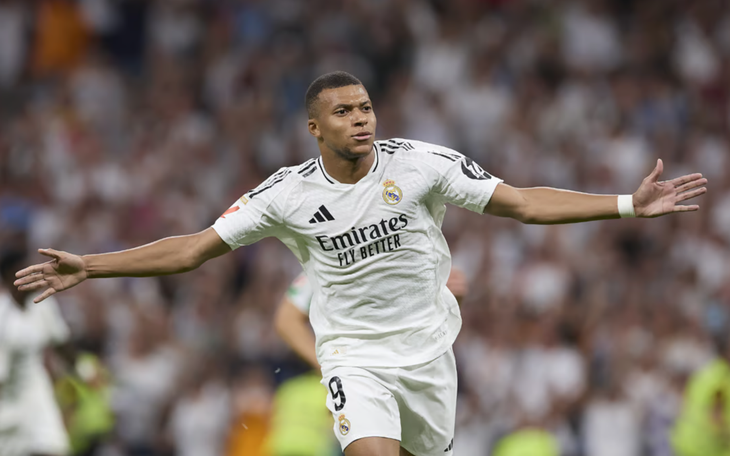 Real Madrid hối hận vì ký hợp đồng với Mbappe - Ảnh 4.