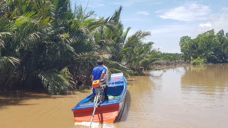 Chủ tịch tỉnh sẽ phạt 4 người bao chiếm đầm Đông Hồ gần 30ha - Ảnh 1.