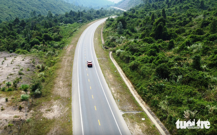 Hơn 6.400 tỉ đầu tư mở rộng cao tốc Cam Lộ - La Sơn lên 4 làn xe - Ảnh 3.