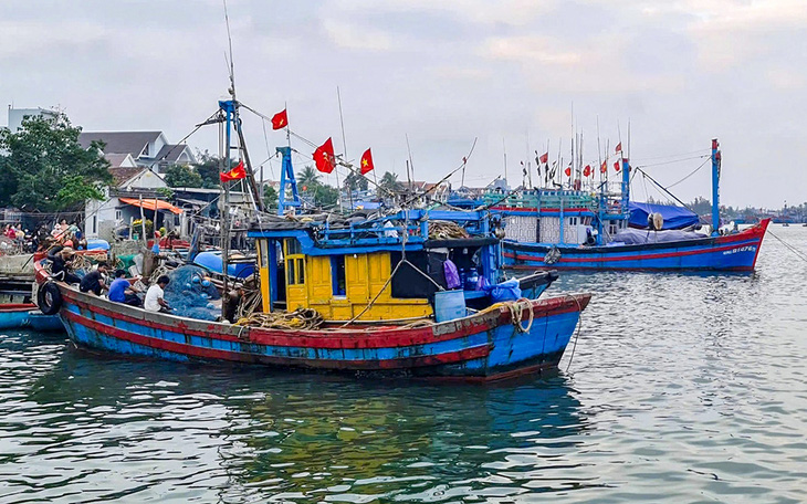 Đề nghị Trung Quốc và Philippines cho tàu cá Việt Nam vào trú, tránh siêu bão số 3 - Ảnh 2.