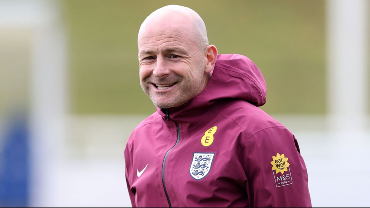 Lee Carsley bật mí lý do không hát quốc ca ở trận ra mắt tuyển Anh - Ảnh 1.