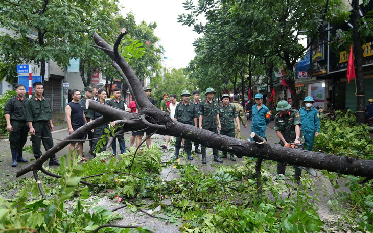 Thời tiết hôm nay 9-9: Bắc Bộ mưa to khắp nơi, Nam Bộ ngày nắng, chiều mưa - Ảnh 2.