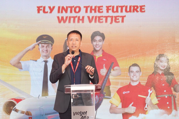Dàn ứng viên khuấy động ngày hội việc làm của Vietjet - Ảnh 6.