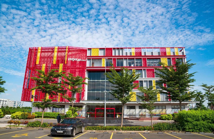 Dàn ứng viên xinh đẹp rạng rỡ khuấy động ngày hội việc làm lớn nhất năm của Vietjet - Ảnh 8.