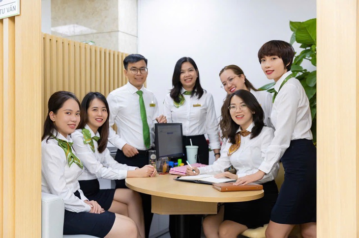 Vietcombank Tân Định thông báo tuyển dụng 5 chuyên viên khách hàng - Ảnh 1.