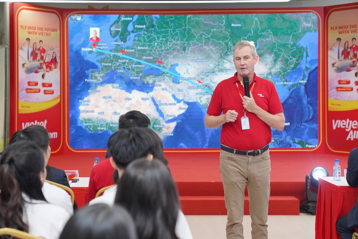 Dàn ứng viên khuấy động ngày hội việc làm của Vietjet - Ảnh 5.