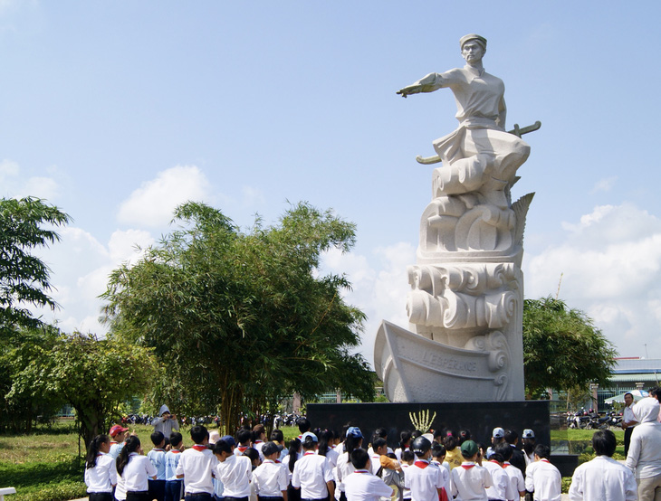 Long An đột phá lượng khách đến trong năm 2024 - Ảnh 4.