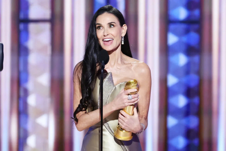 The Substance của Demi Moore được kỳ vọng sẽ thay đổi mùa giải Oscar 2025 - Ảnh 1.