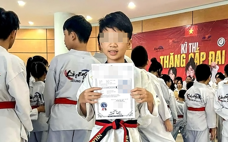 Trung tâm taekwondo tổ chức buổi nói chuyện sau khi phụ huynh tố đánh con tàn nhẫn - Ảnh 1.