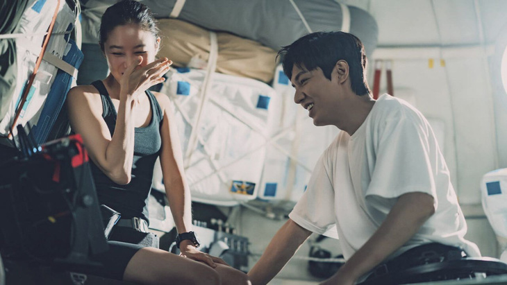 Vì sao phim của Lee Min Ho và Gong Hyo Jin có rating chạm đáy? - Ảnh 2.