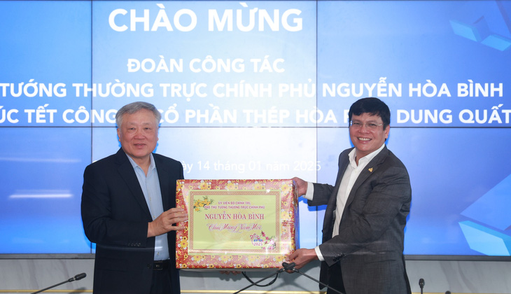 Phó thủ tướng chúc Tết, Hòa Phát báo cáo đầu tư 180.000 tỉ đồng vào Dung Quất - Ảnh 2.