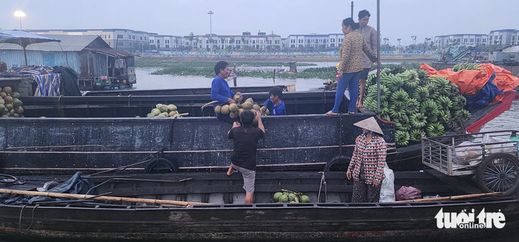 Trăm năm lênh đênh chợ nổi miền Tây - Kỳ 2: Bến thương hồ đợi khách - Ảnh 5.