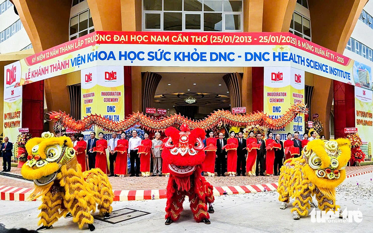 Khánh thành Viện Khoa học sức khoẻ tại Trường đại học Nam Cần Thơ - Ảnh 1.