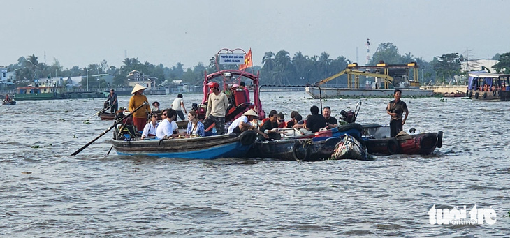 Trăm năm lênh đênh chợ nổi miền Tây - Kỳ 5: Qua thời bến sông đông hơn bến chợ - Ảnh 5.